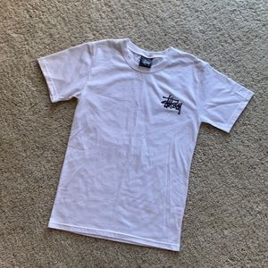 WHITE STUSSY TEE